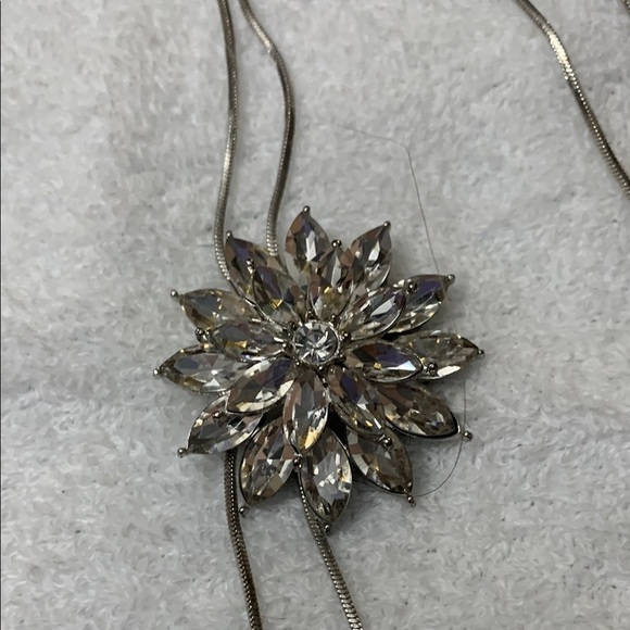 Silver Starburst Pendant Necklace adjustable sliding with Crystal Accents - Picture 2 of 7